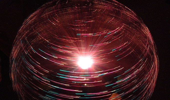 访问速度超快的cn2线路的香港服务器