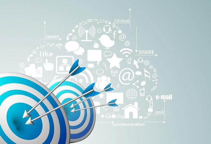 香港云服务器如何绑定网址